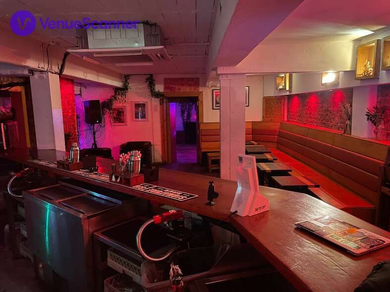 Dalston Den, Dalston Den Room 1 - Gallery / Bar / Nightclub