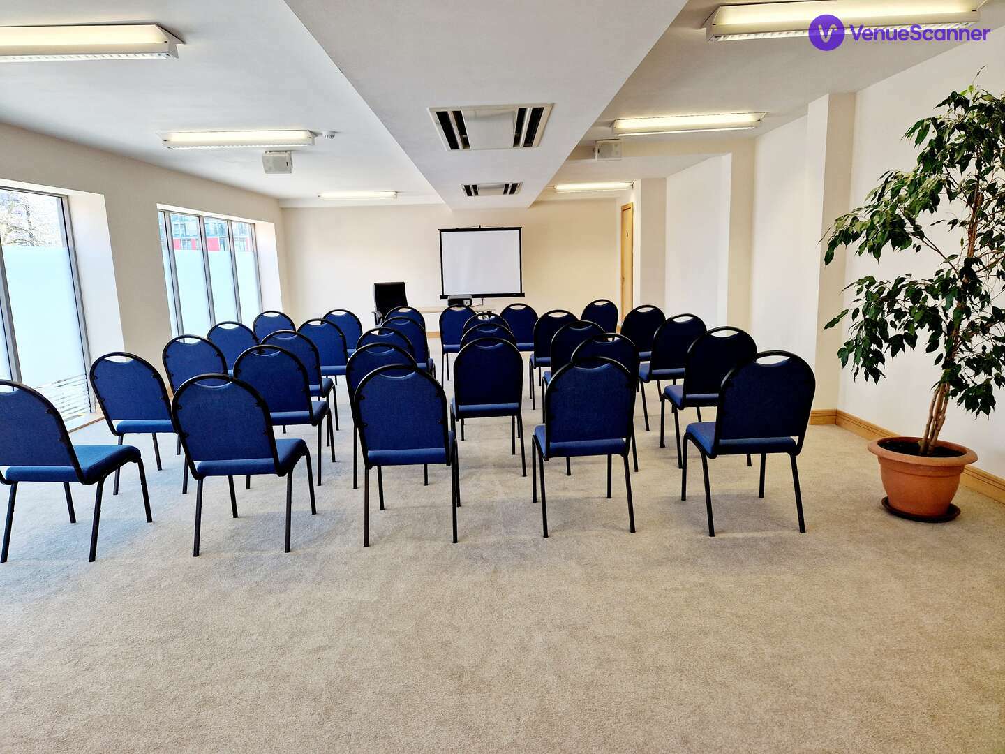 Hire 44 Blucher Street Bright And Spacious Meeting Space