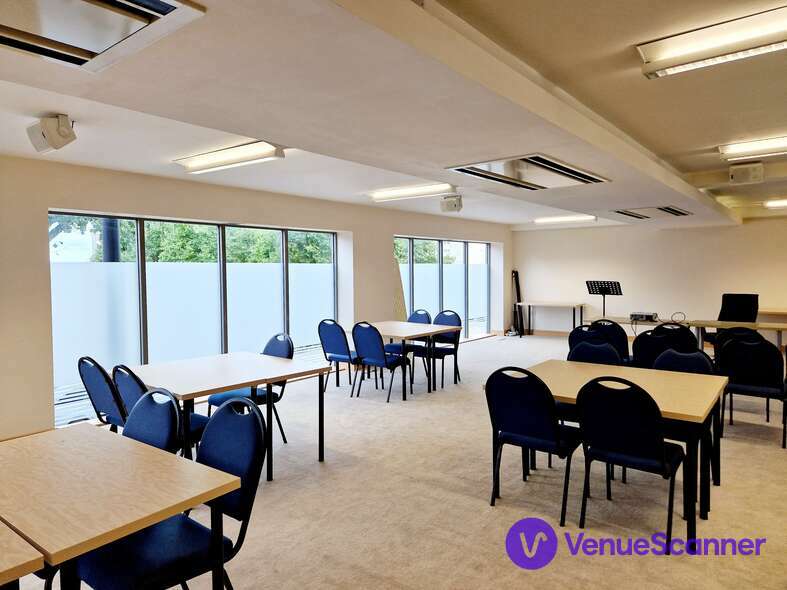 Hire 44 Blucher Street Bright And Spacious Meeting Space 9