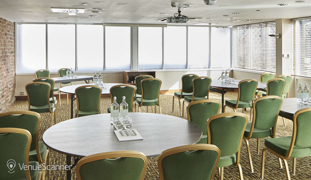 Hire Marriott Victoria & Albert Manchester Victoria Suite