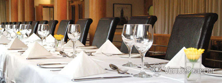 Hire Thistle Kensington Gardens Restaurant and Lounge 1