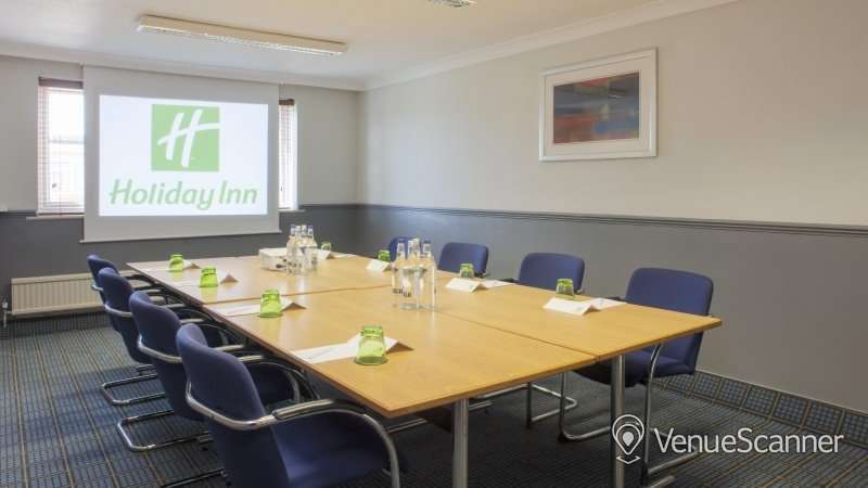 Hire Holiday Inn Chester South 6