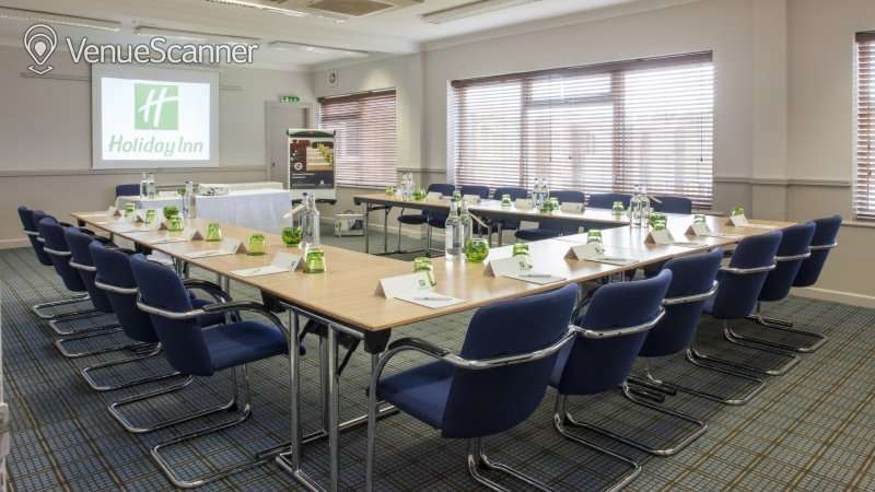 Hire Holiday Inn Chester South 5