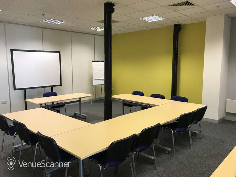 Earl Business Centre, Clarity - Meeting Room 3