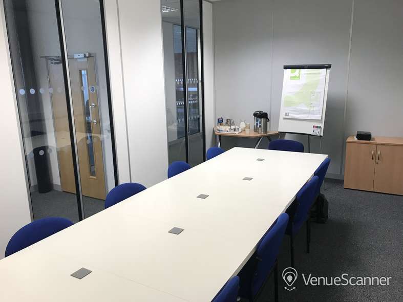 Earl Business Centre, Lucid - Meeting Room 2