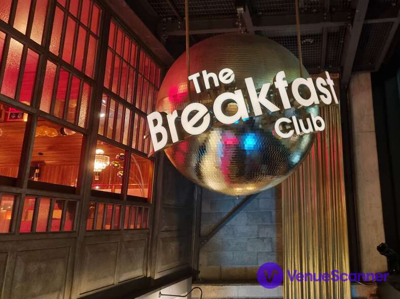 Hire The Breakfast Club Canary Wharf 9