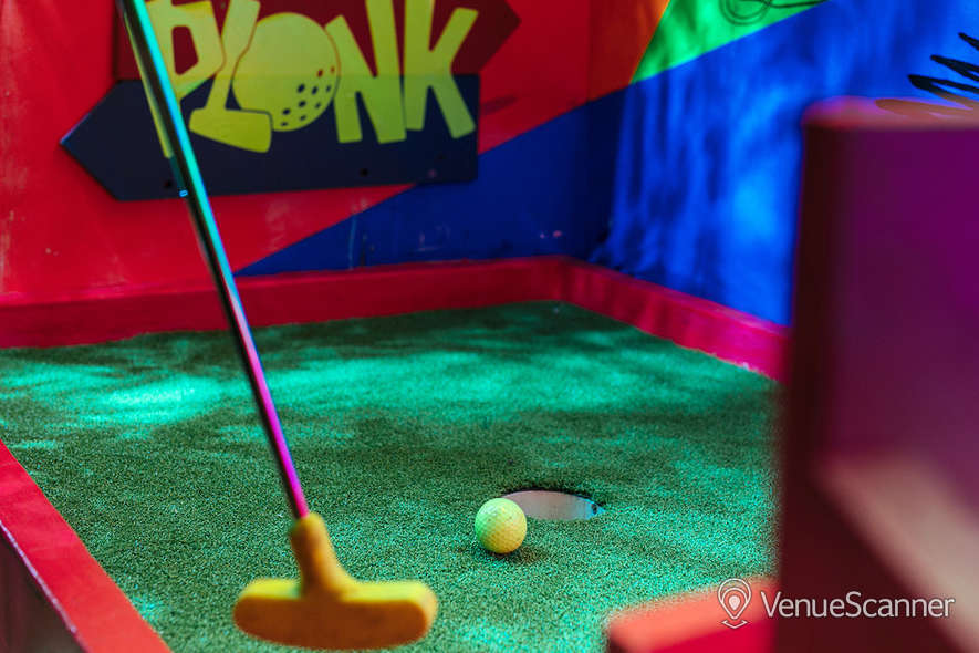 Hire Plonk Crazy Golf Shoreditch The Whole Course 8