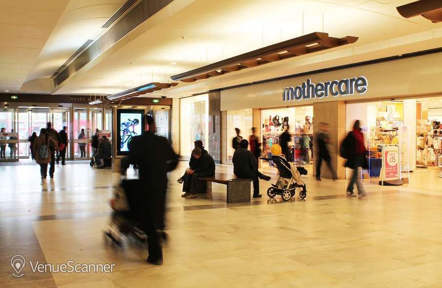 Hire Brent Cross Shopping Centre 7