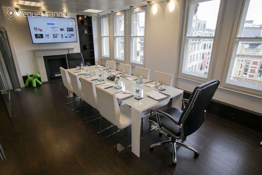 Piccadilly Chambers, Mayfair Boardroom