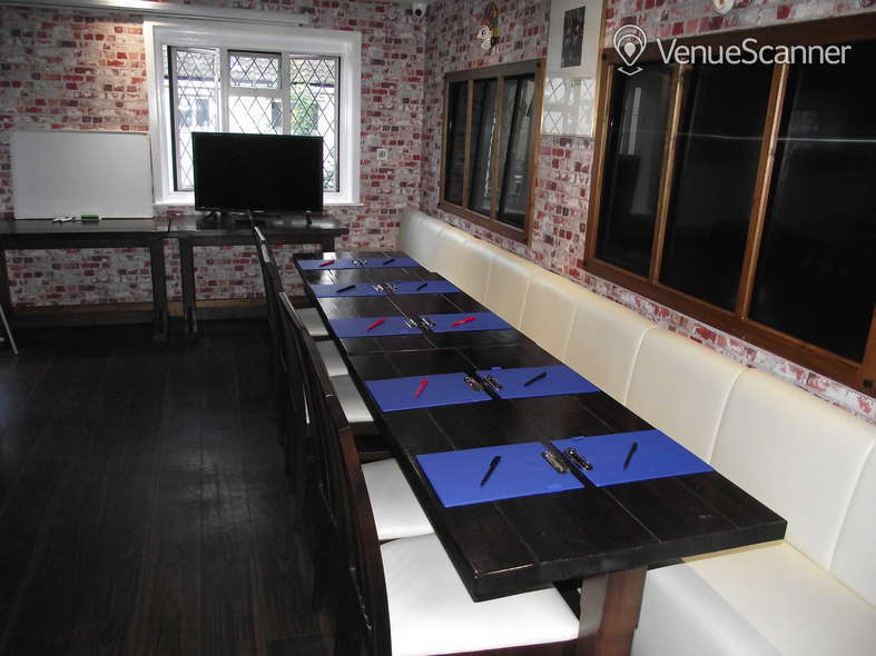 Hire Great Nepalese Restaurant Room 1 3