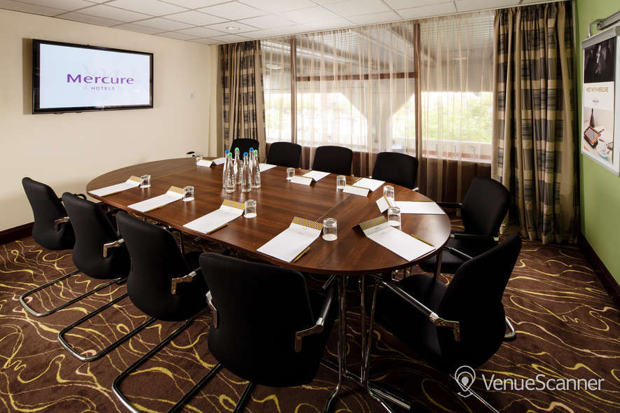 Hire Mercure Manchester Piccadilly 8