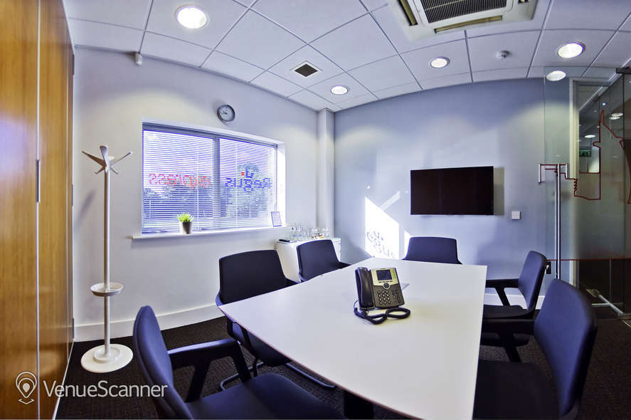 Hire Regus Express Leigh Delamere Services 11