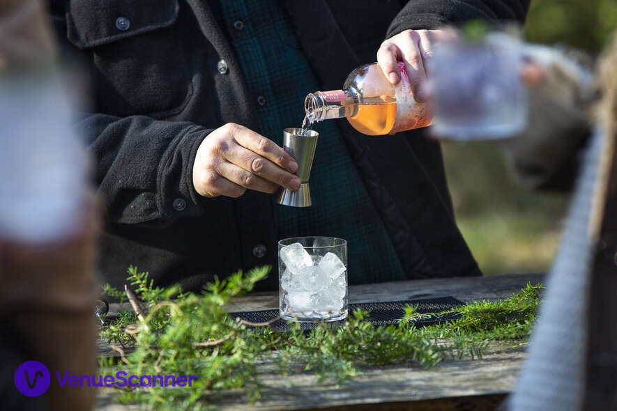 Hire Nomadic Dinners 5