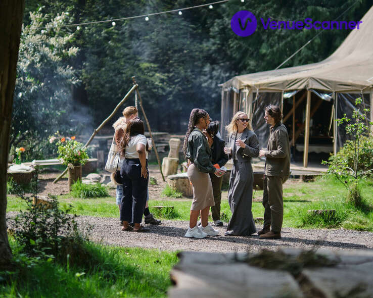 Hire Nomadic Dinners 4