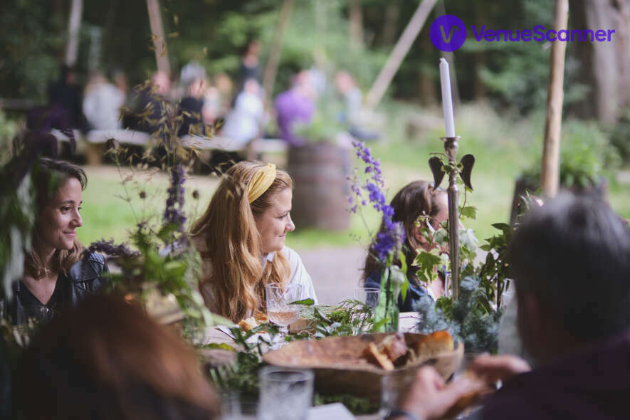 Hire Nomadic Dinners 35