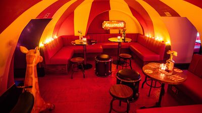 Simmons | Fitzrovia Function Room Hire 0