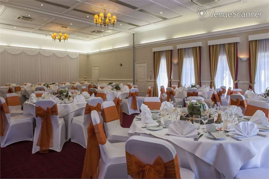 Hire Holiday Inn Ashford - Central Exclusive Hire 3