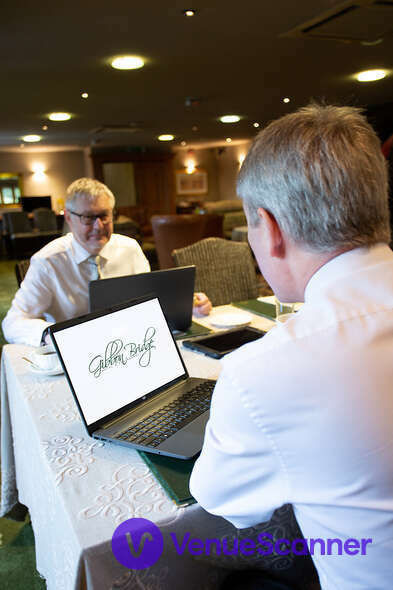 Hire Gibbon Bridge Hotel 27