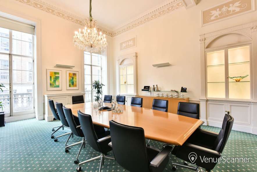 Hire The Argyll Club 33 St James Square 2