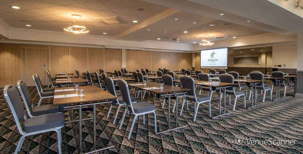 Hire Holiday Inn Leicester - Wigston 36