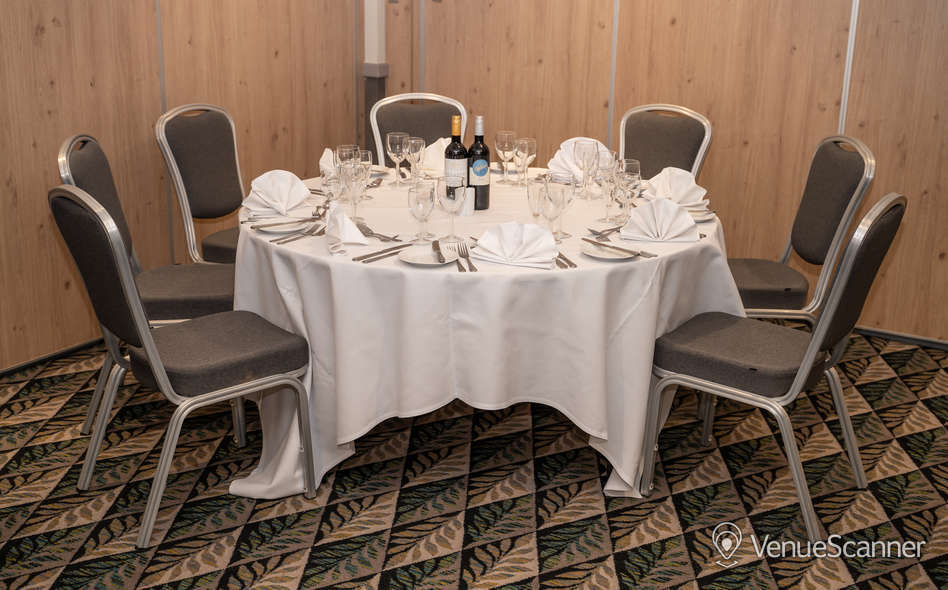 Hire Holiday Inn Leicester - Wigston 37