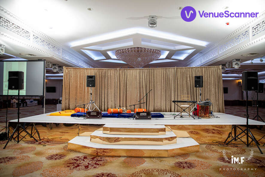 Hire Grand Sapphire Hotel And Banqueting 20