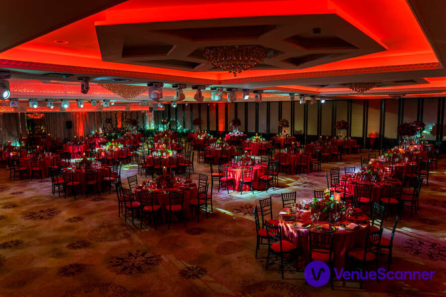 Hire Grand Sapphire Hotel And Banqueting The Emirates Suite 