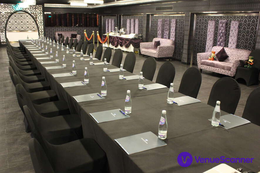 Hire Grand Sapphire Hotel And Banqueting 22