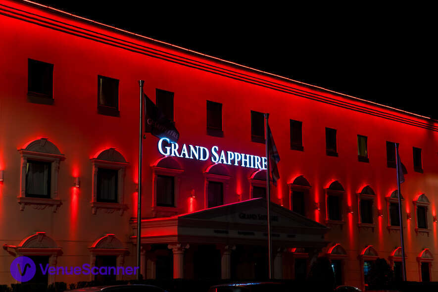 Hire Grand Sapphire Hotel And Banqueting The Emirates Suite  6