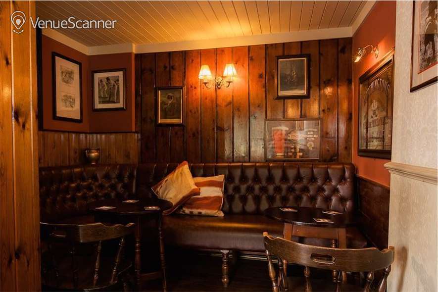 Hire The Coach & Horses Exclusive Hire 1
