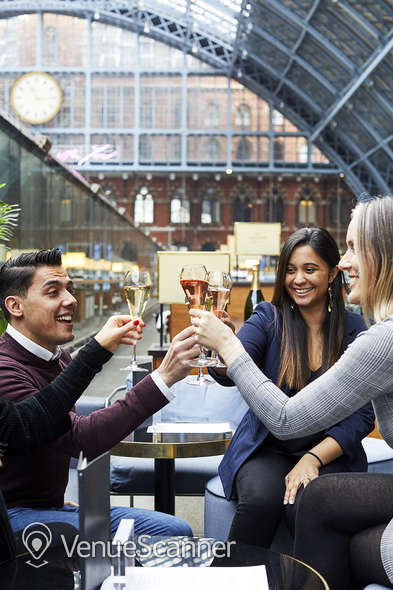 Hire St Pancras Brasserie & Champagne Bar By Searcys 5