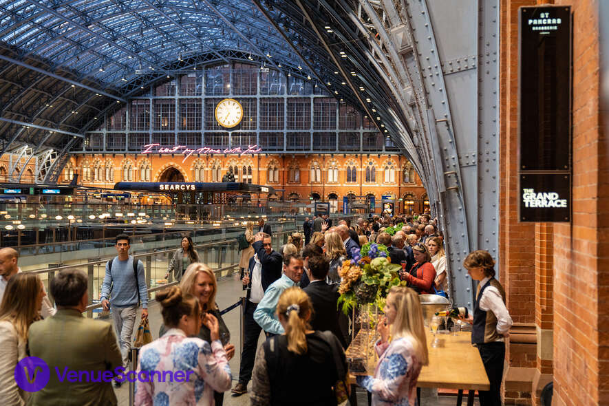 Hire St Pancras Brasserie & Champagne Bar By Searcys 19