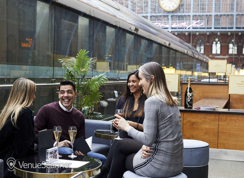 Hire St Pancras Brasserie & Champagne Bar By Searcys 6
