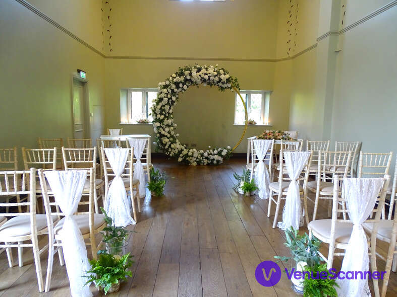 Hire Ellenborough Park 40