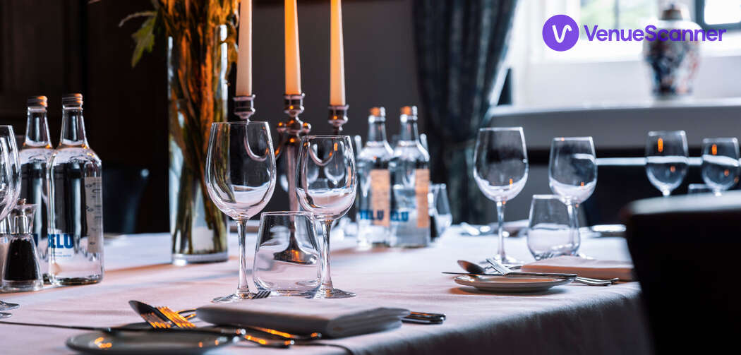 Hire Ellenborough Park 2