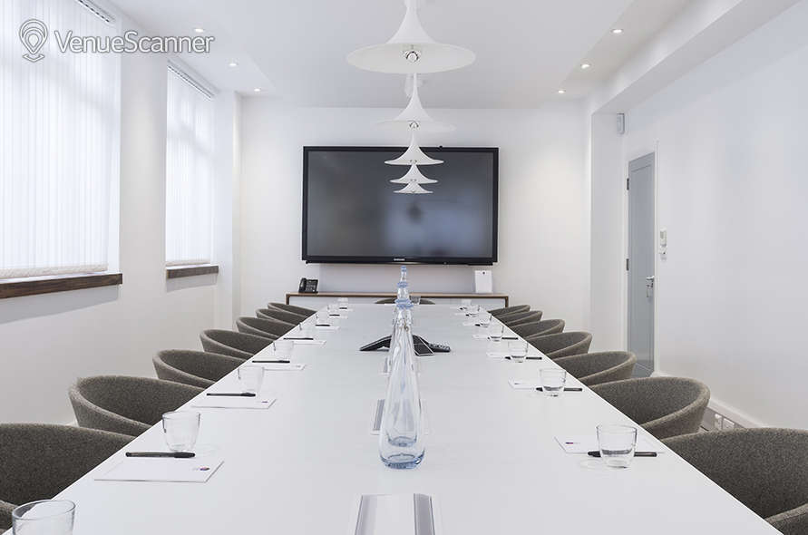 Hire St. Pancras Meeting Rooms Office 2
