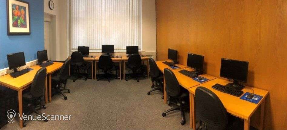 Hire Training Room In Ec2, Equipped With Or Without Pcs 3