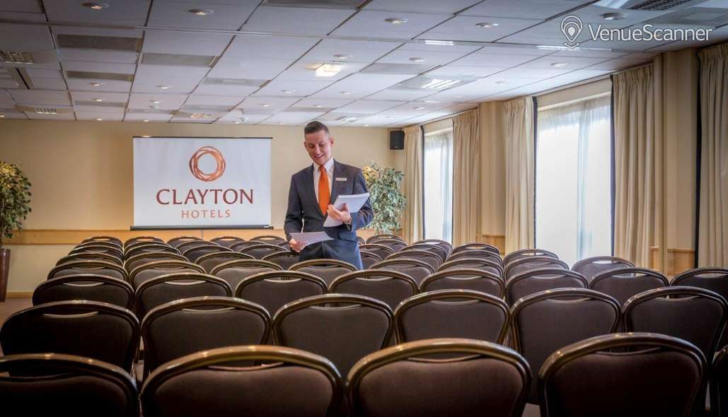 Clayton Hotel Manchester Airport, Ringway Triple Suite