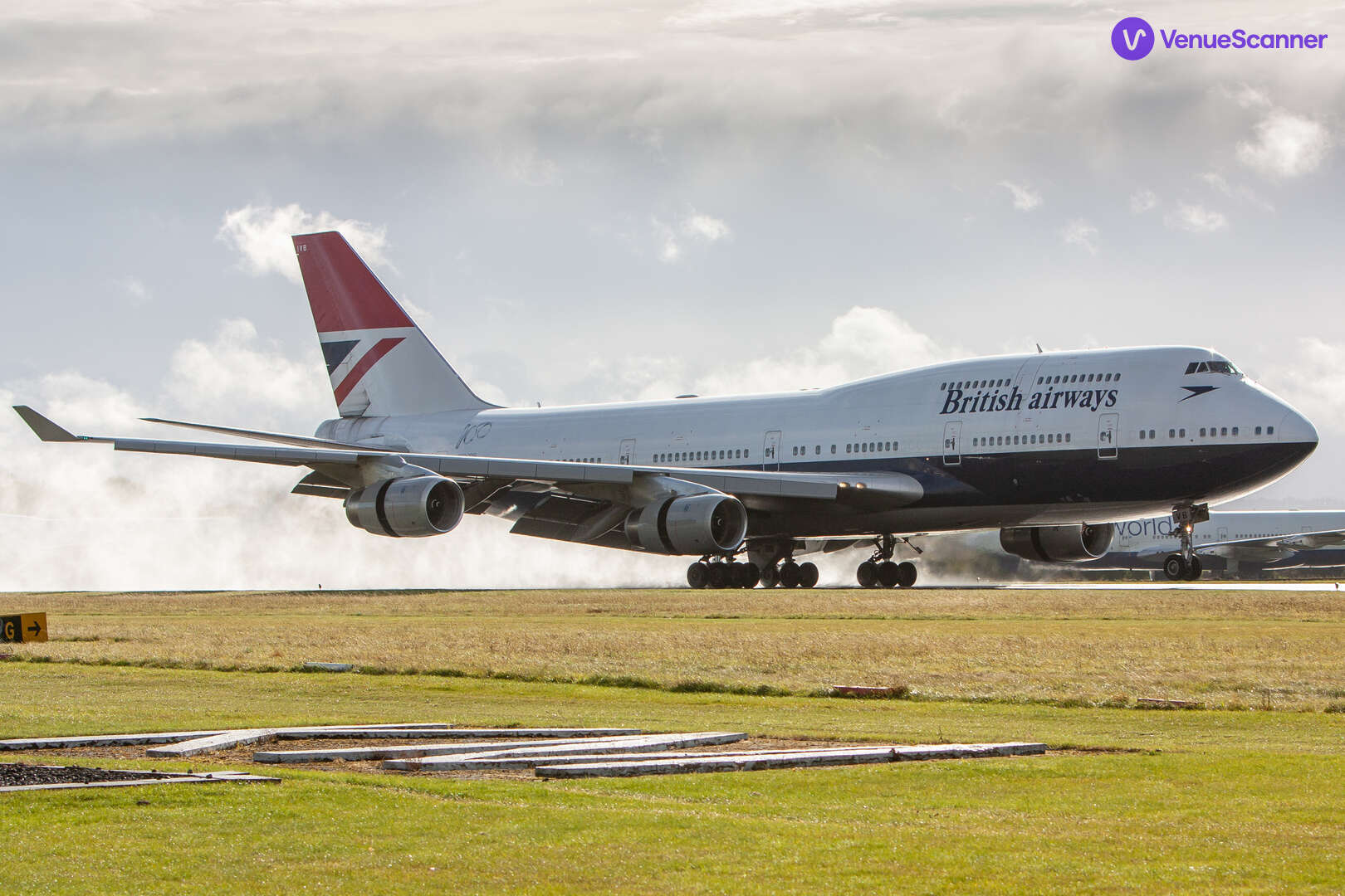 Hire Cotswold Airport Boeing 747, Exclusive Hire VenueScanner