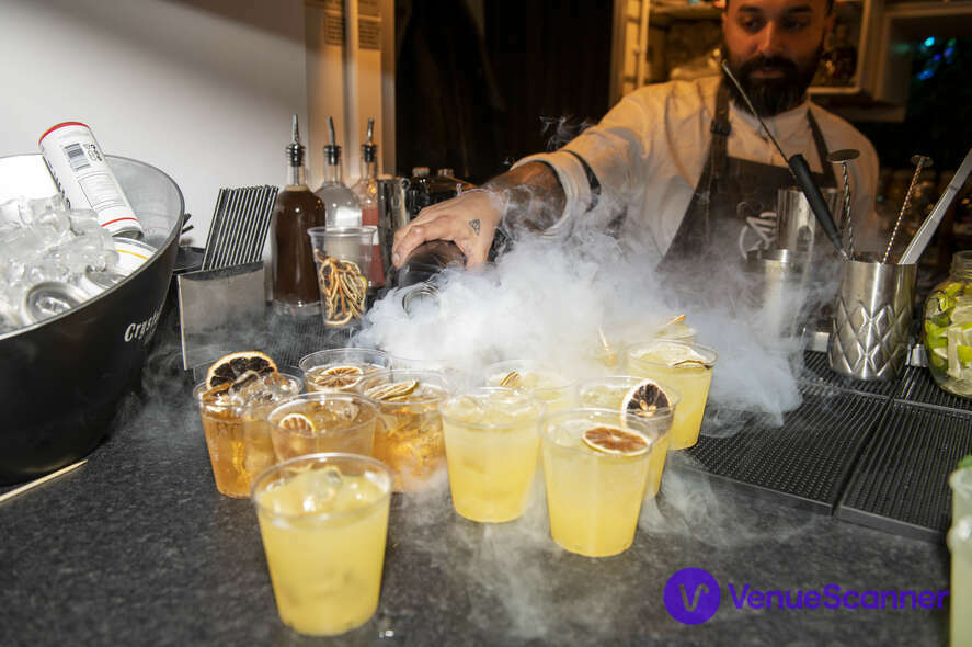 Hire Cotswold Airport Boeing 747, Exclusive Hire VenueScanner