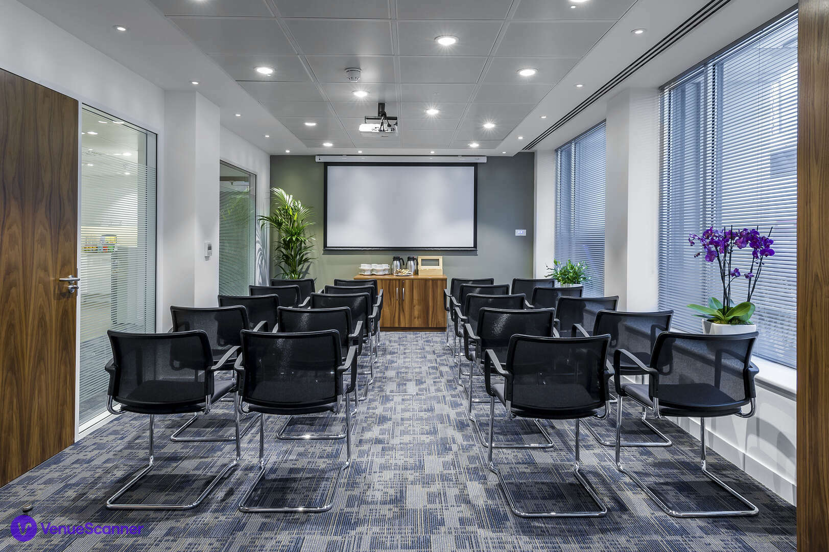 Hire Regus North Row Marble Arch Sapphire VenueScanner