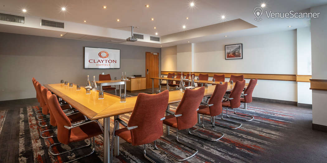 Hire Clayton Hotel Manchester Airport 1