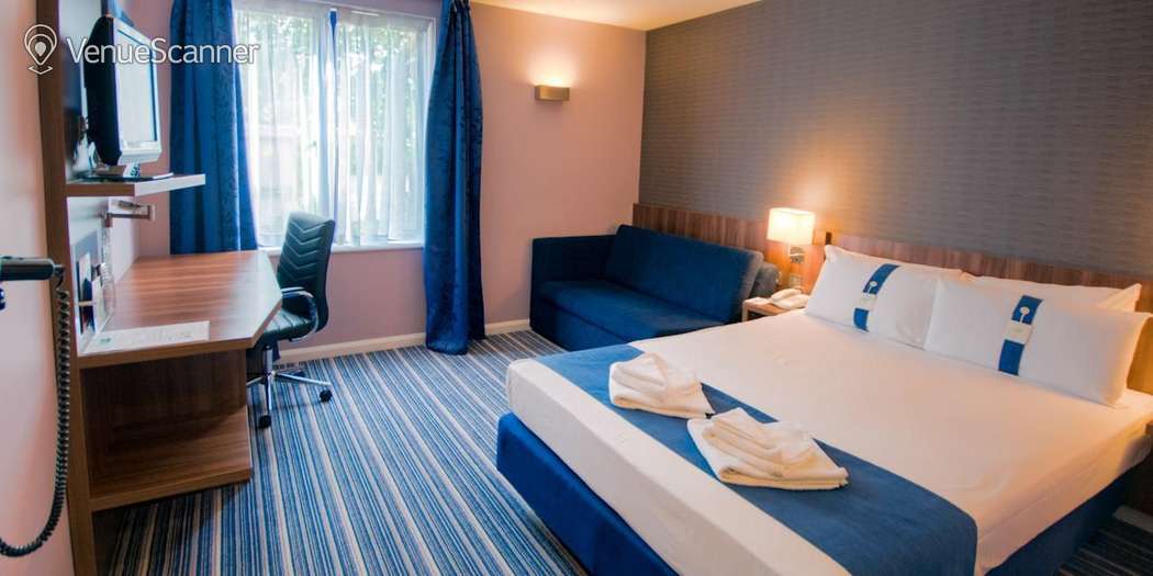 Hire Holiday Inn Express Poole 7