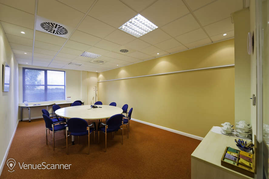 Hire Regus Nottingham East Midlands Airport 8