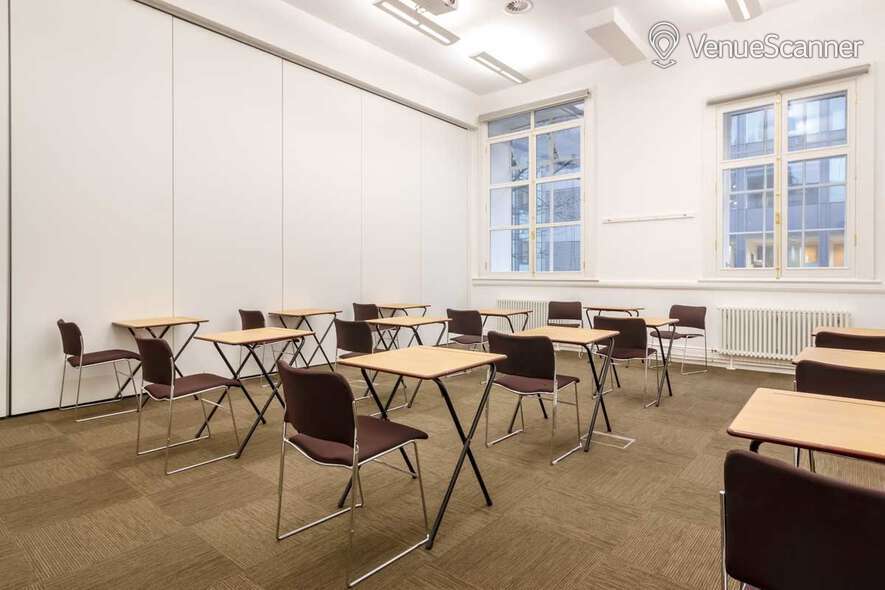 Friends' Meeting House Manchester, Meeting Room F13