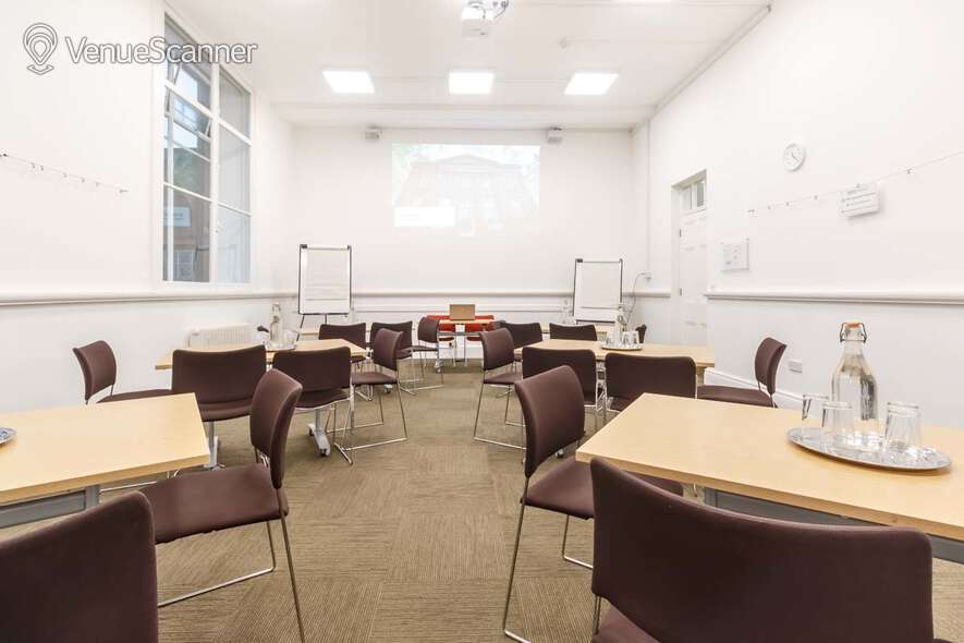 Hire Friends' Meeting House Manchester Meeting Room F11 5