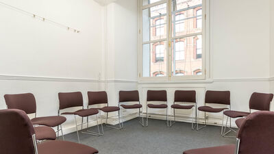 Friends' Meeting House Manchester, Meeting Room F16