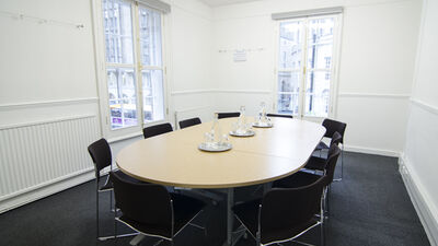 Friends' Meeting House Manchester, Meeting Room F17