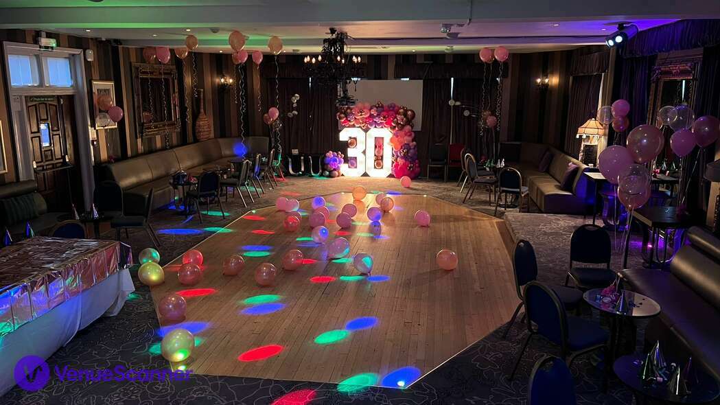Hire Russell Court Hotel 8