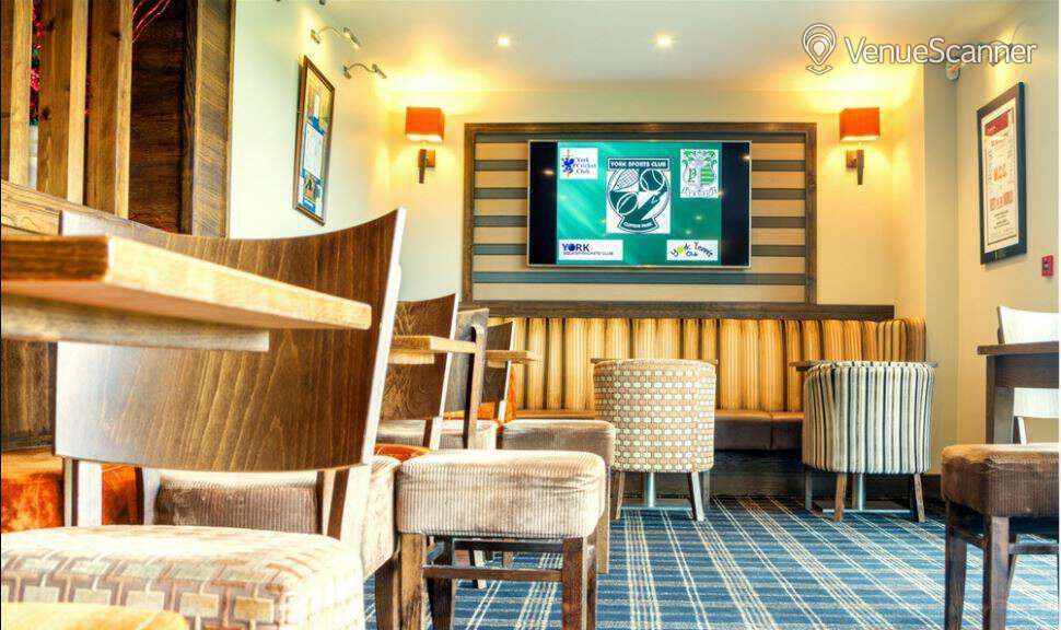 Hire York Sports Club | The Lounge | VenueScanner